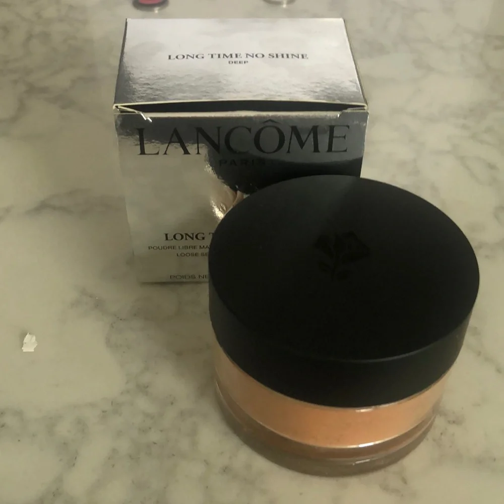 Lancome loose powder in Deep